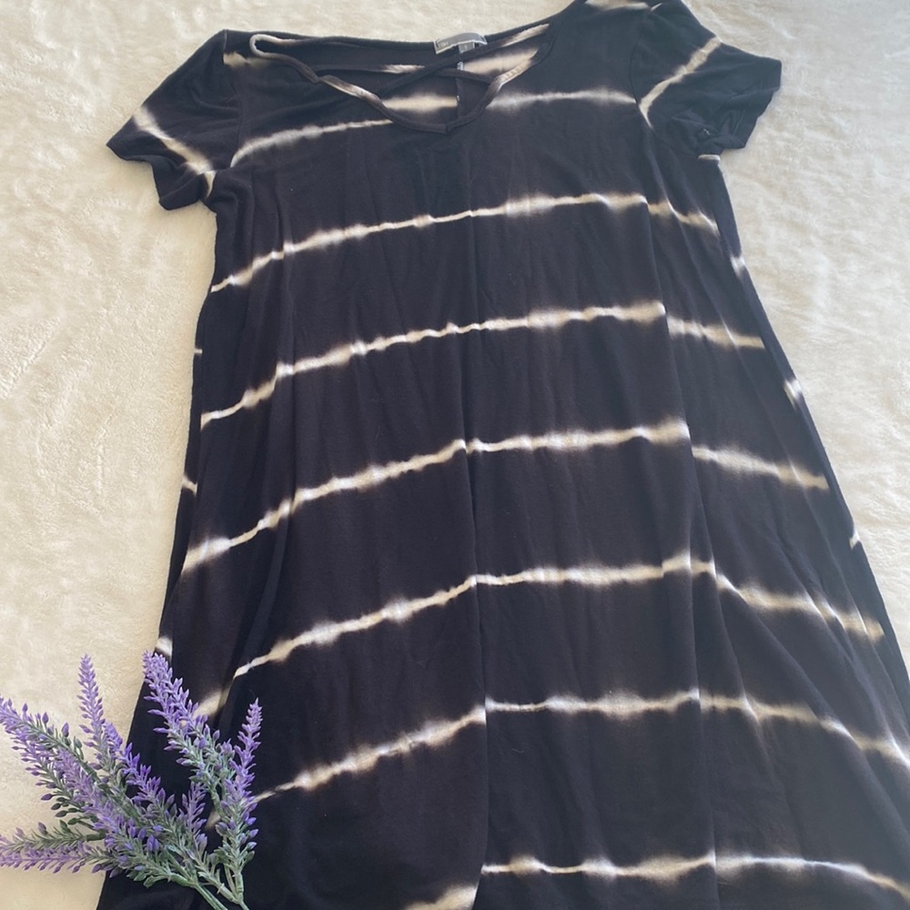 Black and white tie dye t-shirt dress